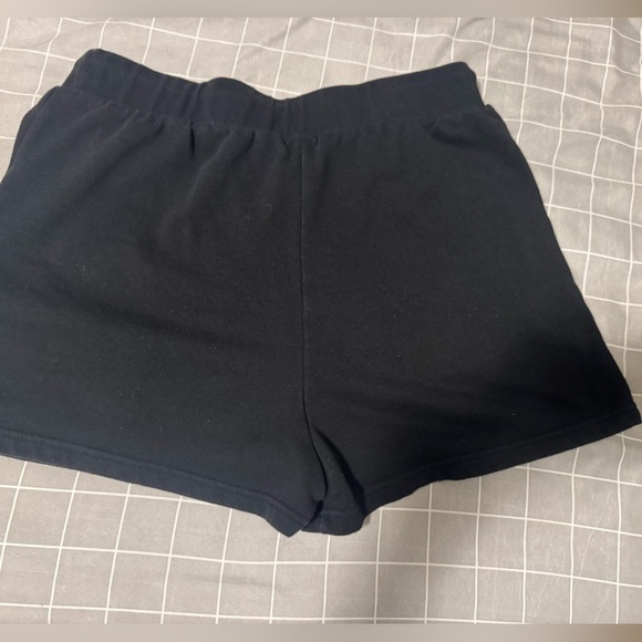 True Religion Shorts - Picture 2 of 4